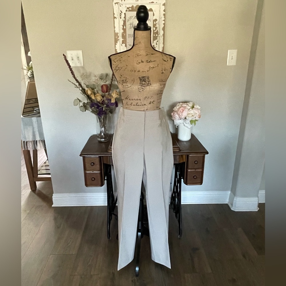 Ann Taylor ladies, straight leg slacks NWOT